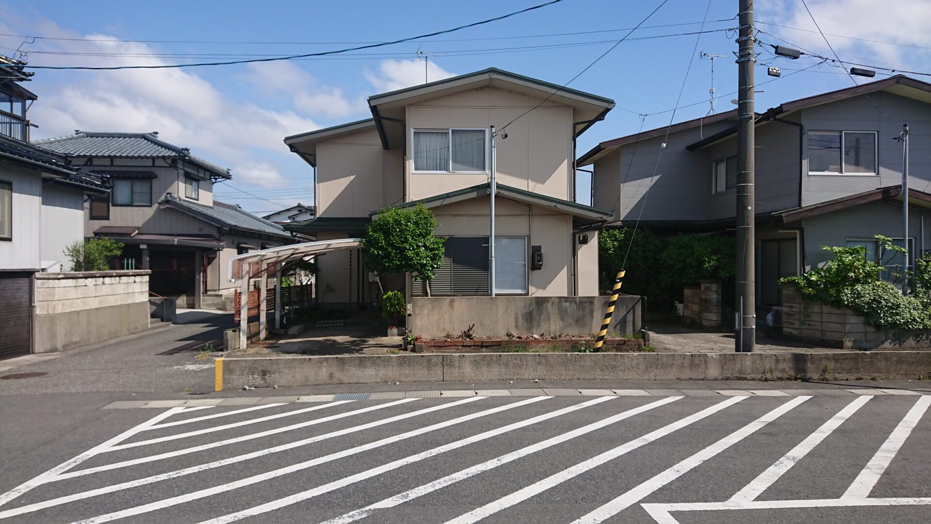 新潟市東区粟山の家